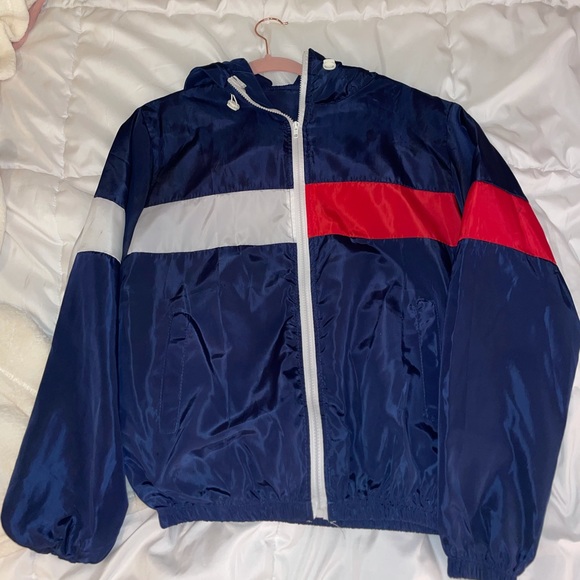 windbreaker - Picture 1 of 3